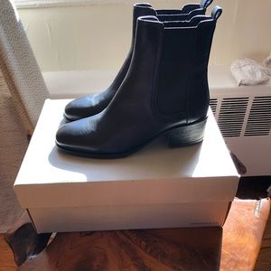 Reaction Kennth Cole- Salt Chelsea Boot